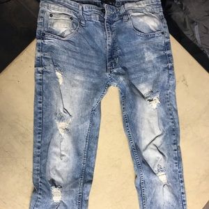 2 Pairs of WT02 ripped jeans 32/30